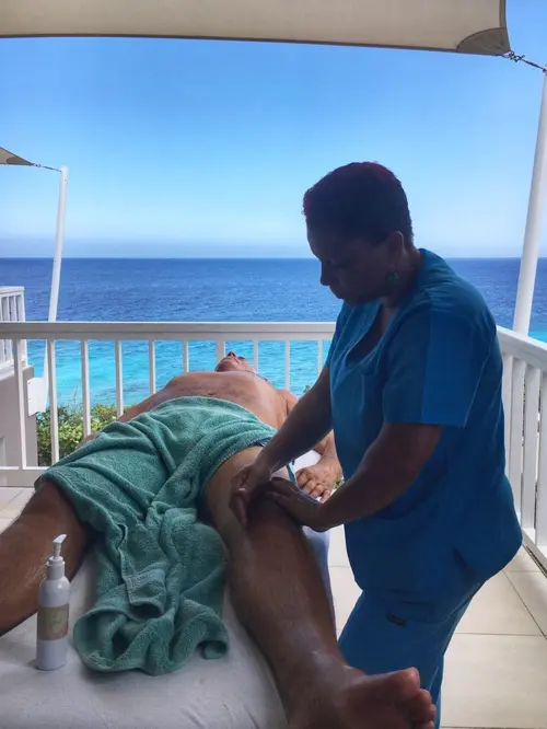 Neuromuscular massage in Curacao